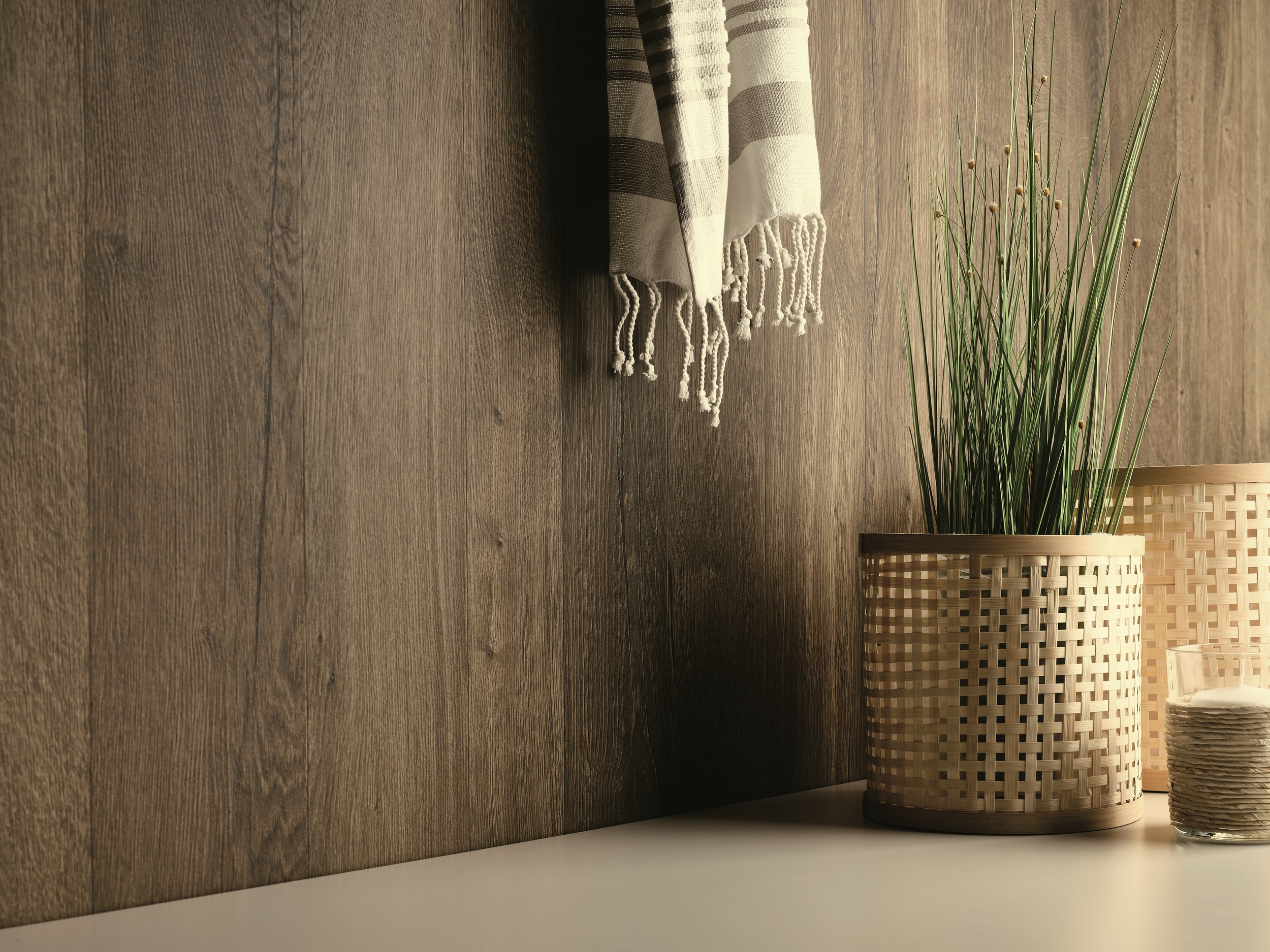 02PI_AP_PH_fur_perfectsense_feelwood_mood_H3149_TM37_01 02PI_AP_PH_fur_perfectsense_feelwood_mood_H3149_TM37_01