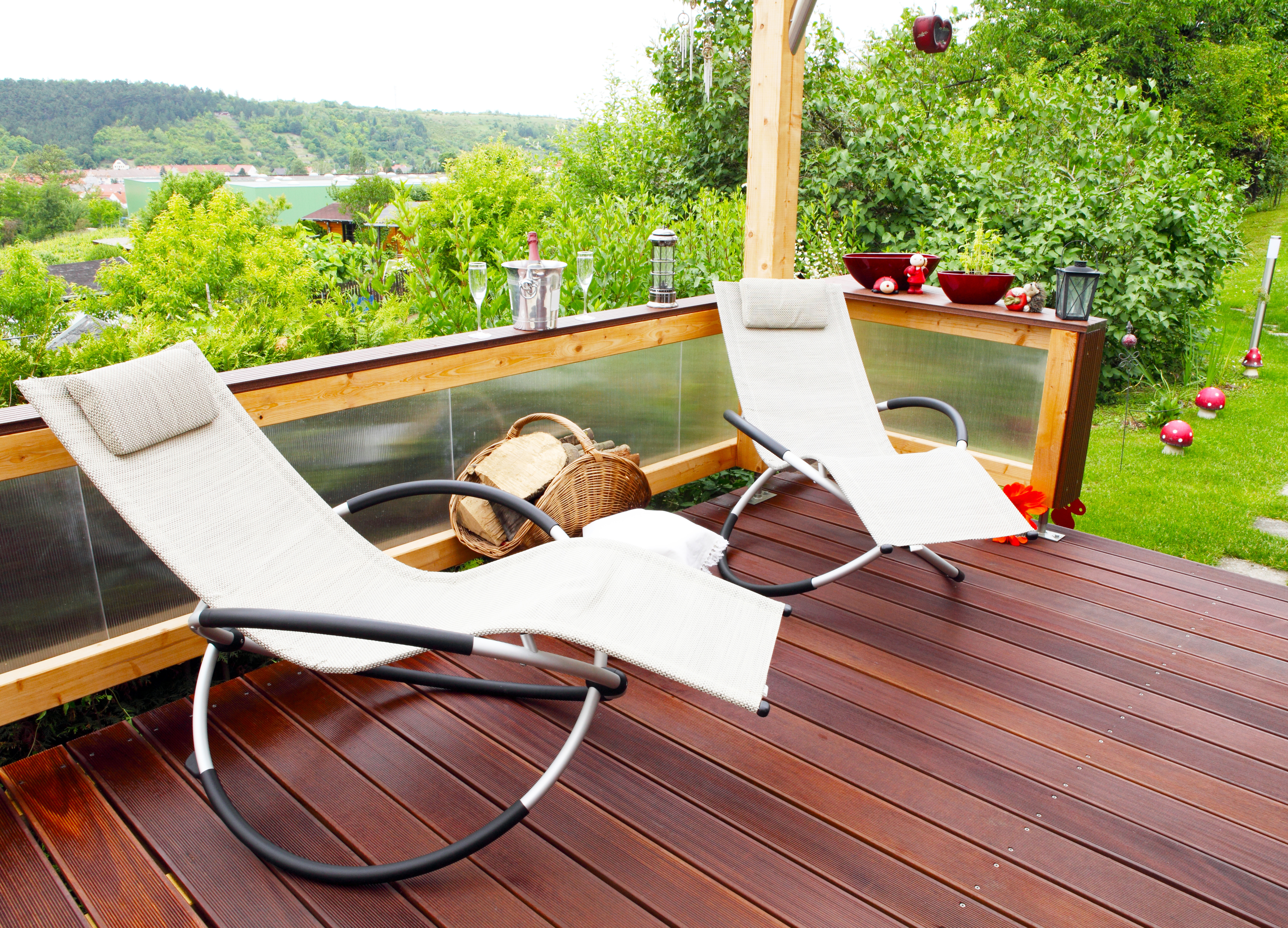 Holzterrassen richtig reinigen Holzterrassen richtig reinigen