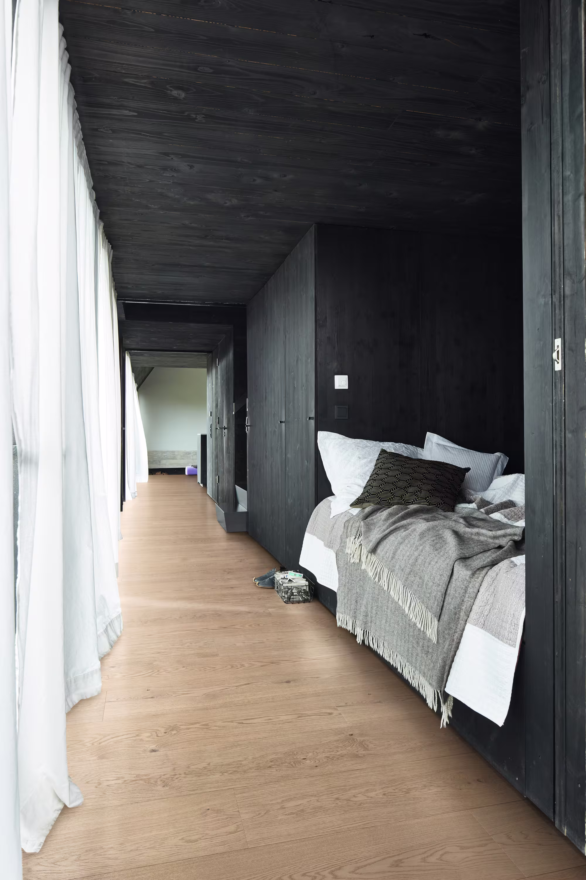 11 mm Lindura-Holzboden HD 400 naturgeölt - Eiche lebhaft cremeweiß gebürstet 08908