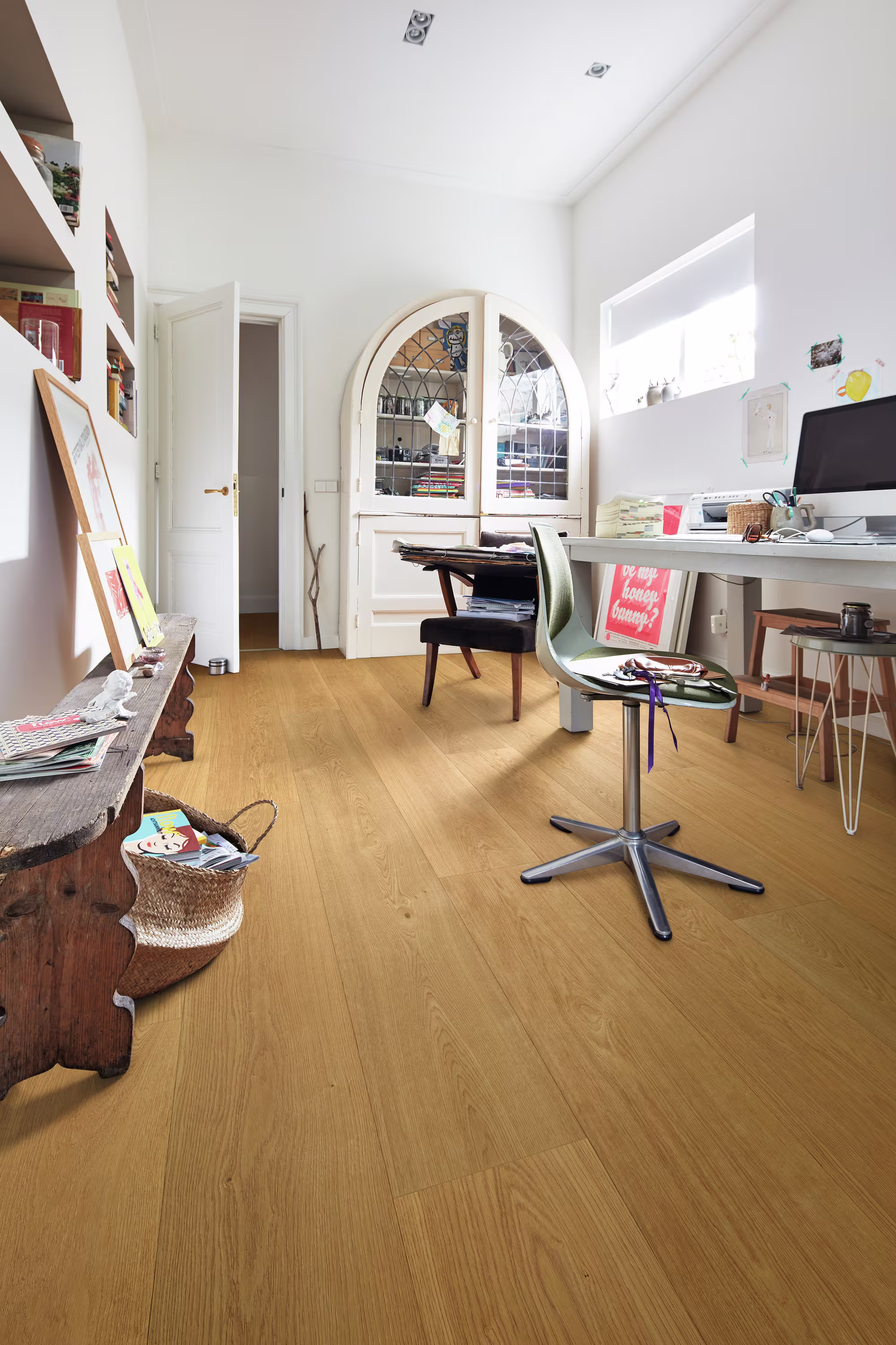 meister-11-mm-lindura-holzboden-hd-400-naturgeoelt---eiche-natur-gebuerstet-08907-11x320x2600mm-laengsseitige-v-fuge-kopfseitige-microfuge-naturgeoelt-blauer-engel-24h-wasserres-02 11 mm Lindura-Holzboden HD 400 naturgeölt - Eiche natur gebürstet 08907